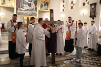 Wielki Piątek 2025 - Liturgia Męki Pańskiej