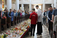 Wielka Sobota 2025 - Poświęcenie pokarmów i warta przy Grobie Pańskim